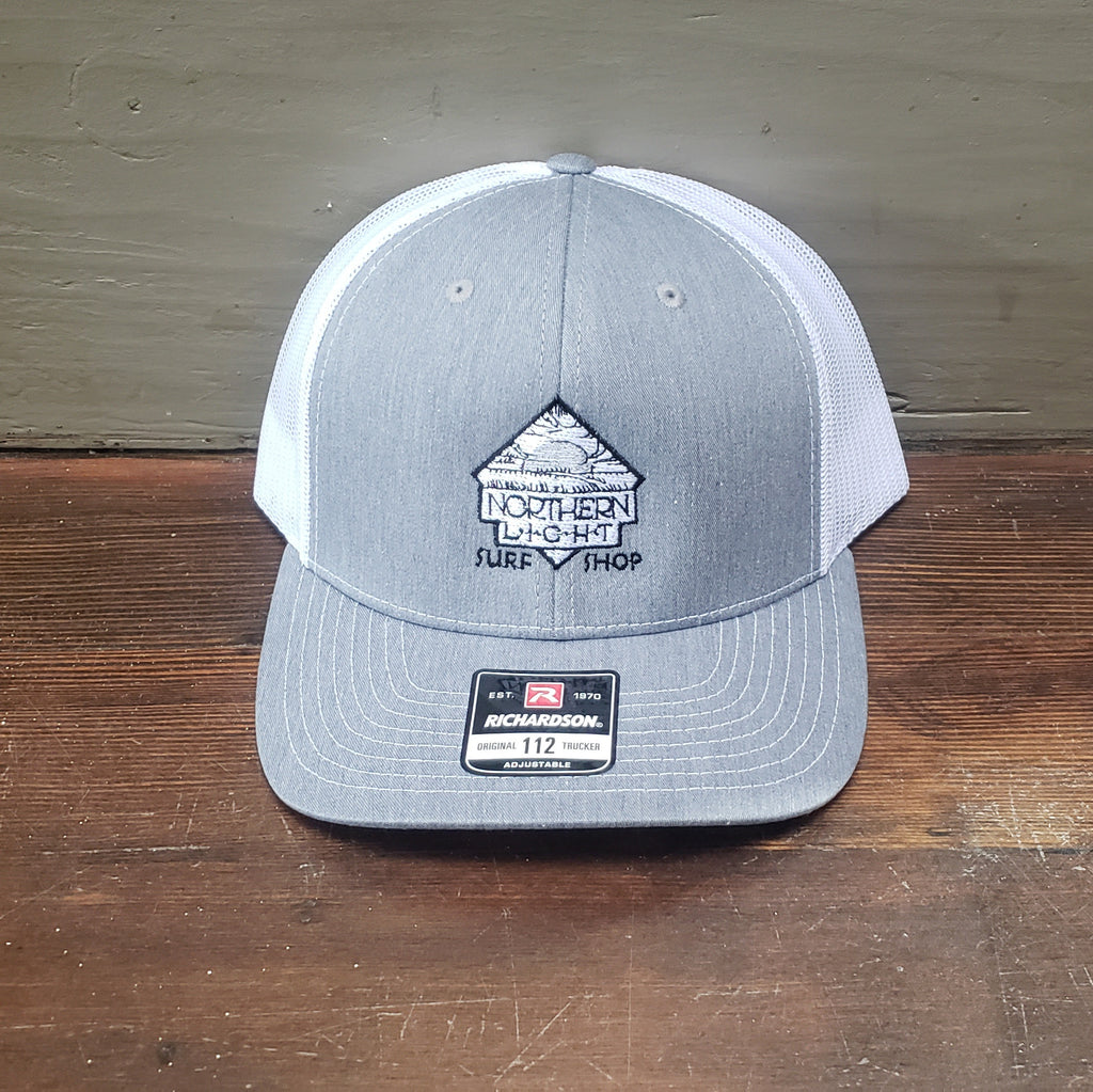 BASIC SNAP BACK HATS
